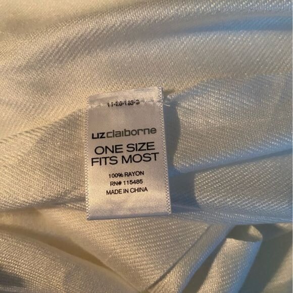 Liz Claiborne Women White Rayon Scarf Romantic Feminine Fairycore Beachy Coastal - Picture 4 of 5